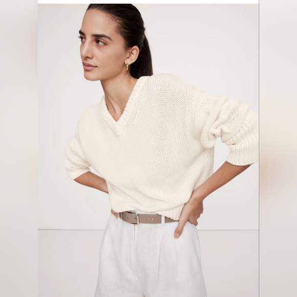 EUC Banana Republic Organic Cotton V-Neck Sweater Relaxed Blood Orange Sz Small - Picture 2 of 12